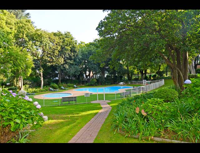 2 BEDROOM APARTMENT FOR SALE IN ATHOLL